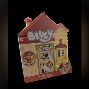 Bluey’s Play Date Plush Surprise